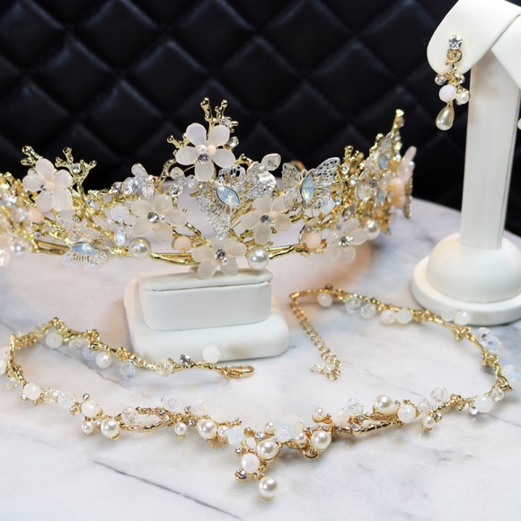 Pearl and White Crystal Tiara, Necklace & Earrings